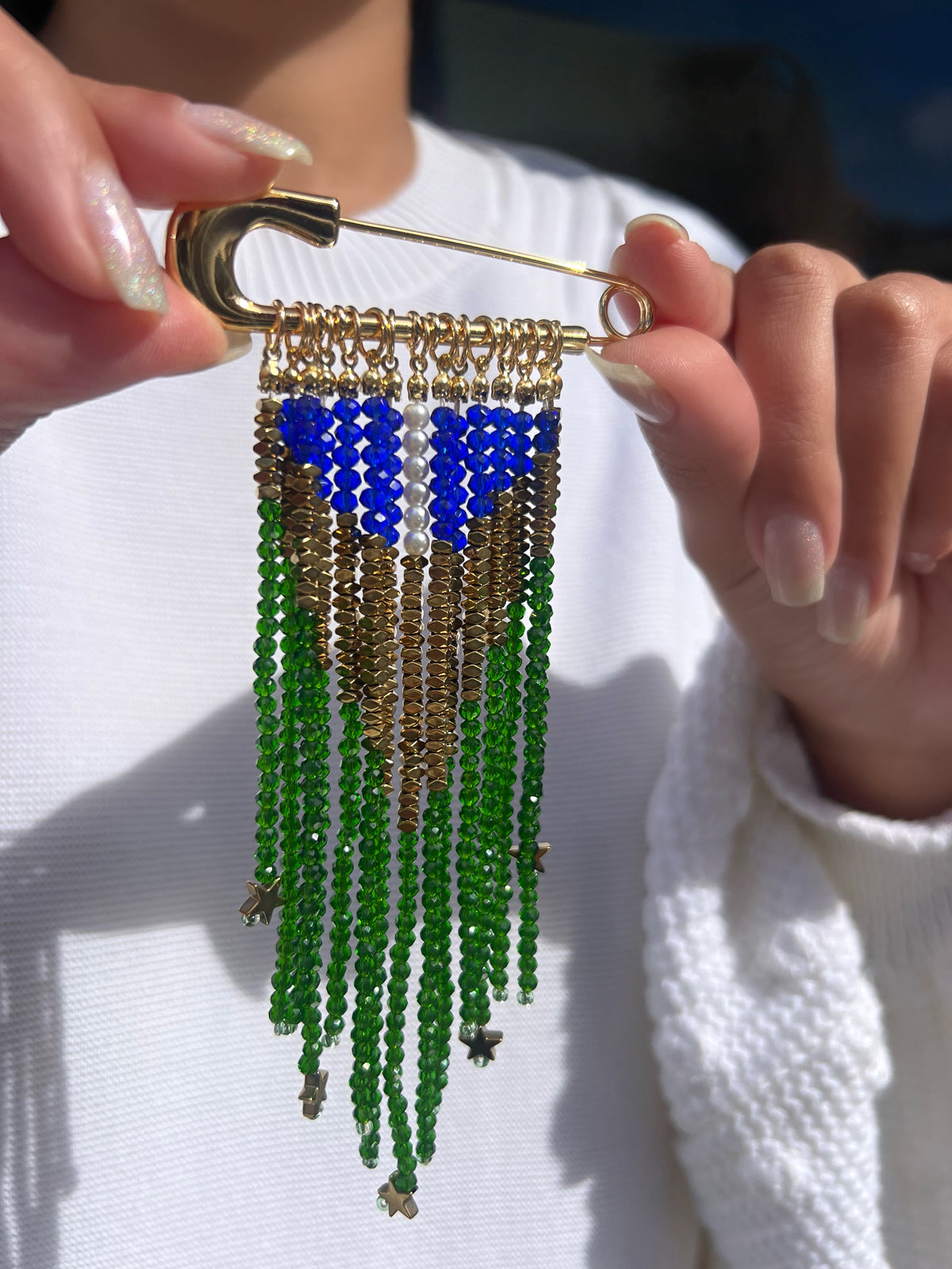 Broche Bandeira Brasil Com Hematitas e Estrelas