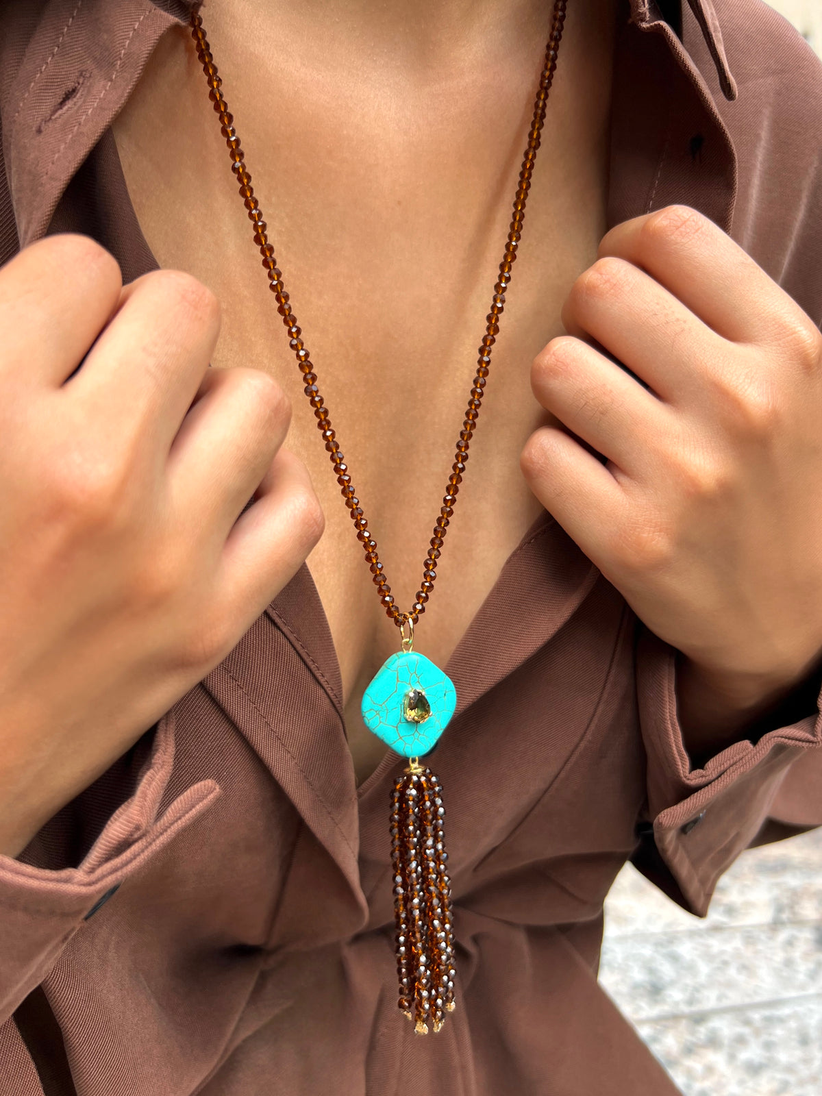 Colar Pedra Turquesa e Franja Tassel 70cm