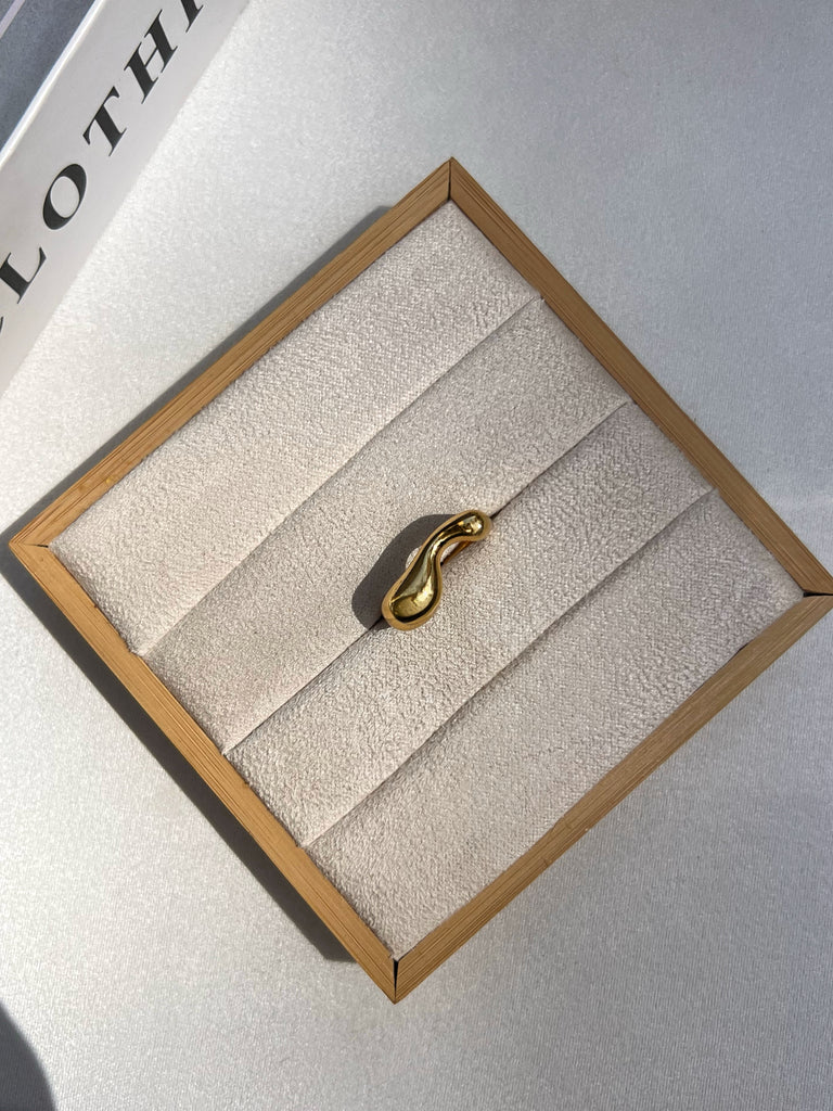 Anel Ondas Orgânico Banho Ouro 18k