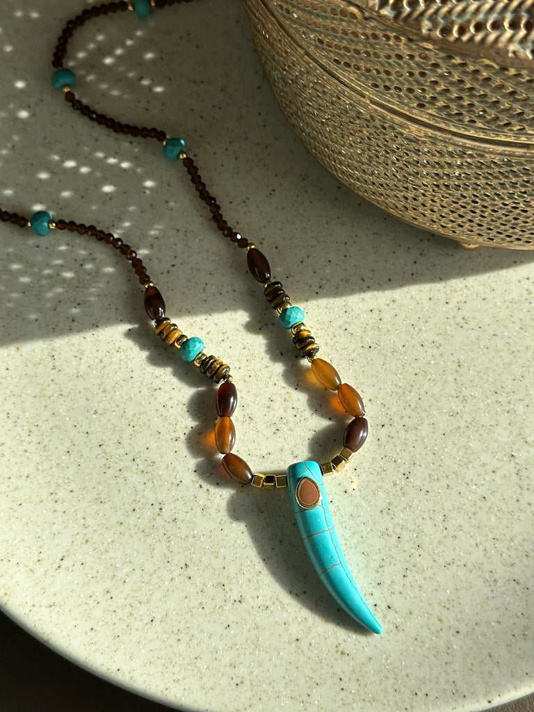 Colar Ágata Marrom Rodelas Olho De Tigre E Dente Turquesa 70cm