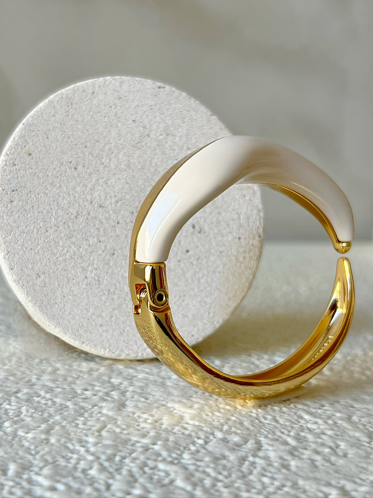 Bracelete Ouro Off White Onda