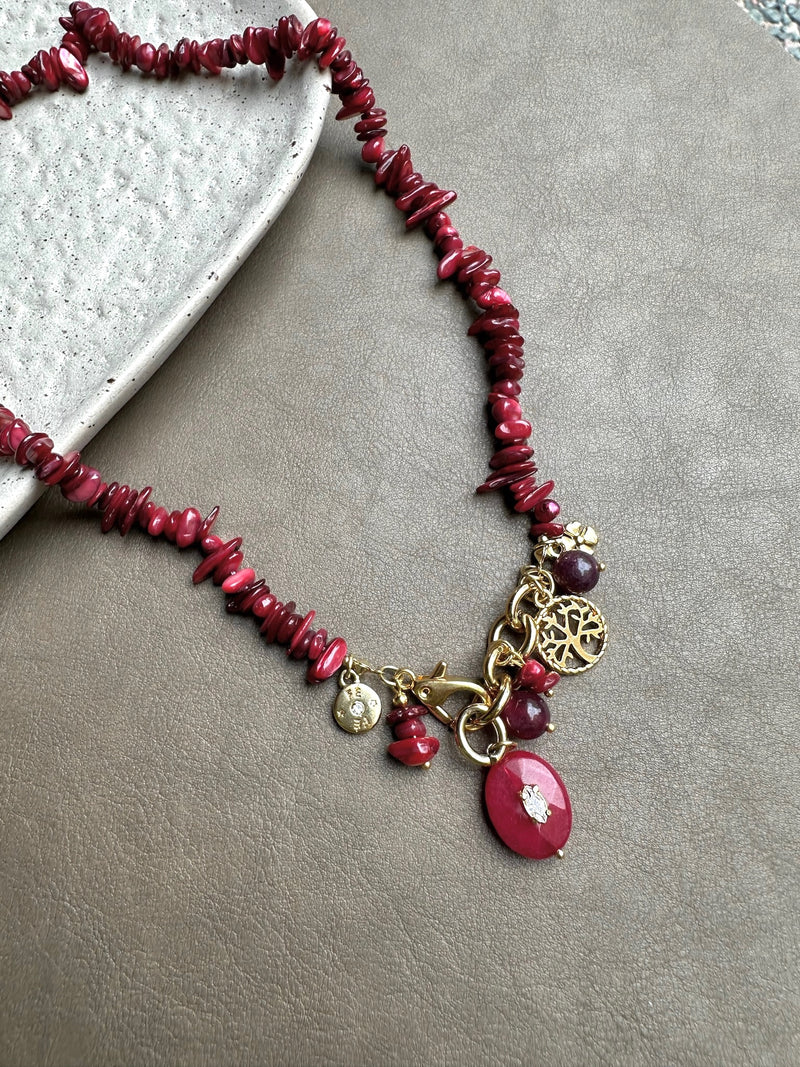 Colar Cascalho Vermelho E Pedra Natural Jade Rubi