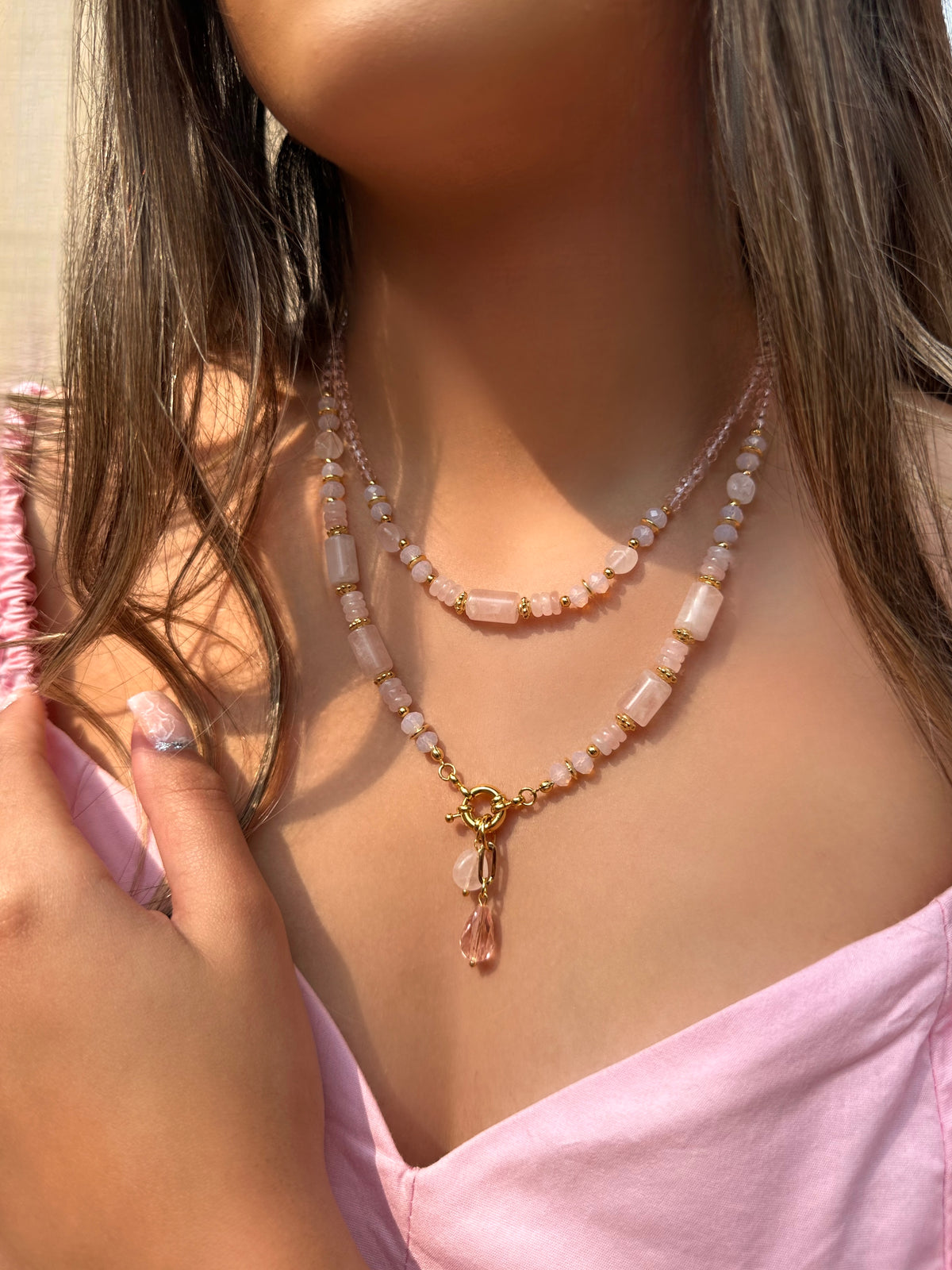 Mix De Colares Celina com Pedra Natural Quartzo Rosa