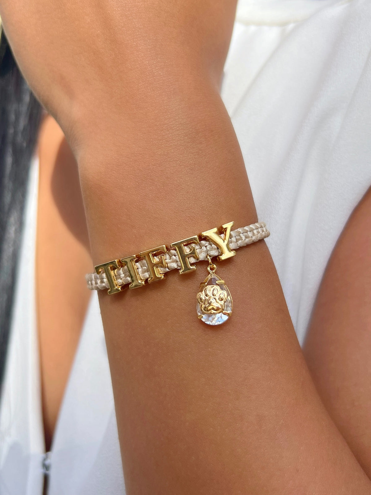 Pulseira Nome + Pin Cristal