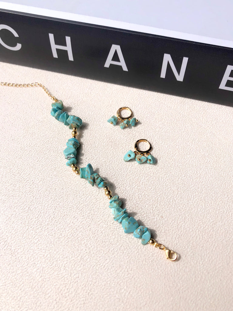 Pulseira Cascalho Turquesa E Detalhes Em Banho Ouro 16cm