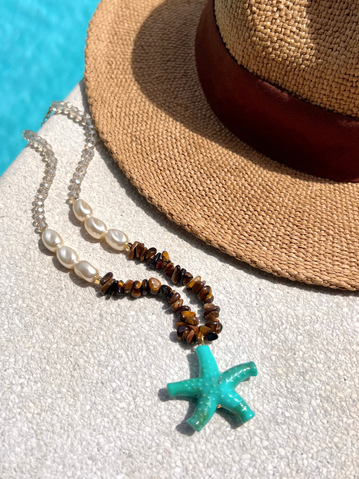 Colar Estrela Do Mar Turquesa Com Cascalhos Olho De Tigre e Pérolas Barrocas Acrílicas 45cm - Tiff Joias