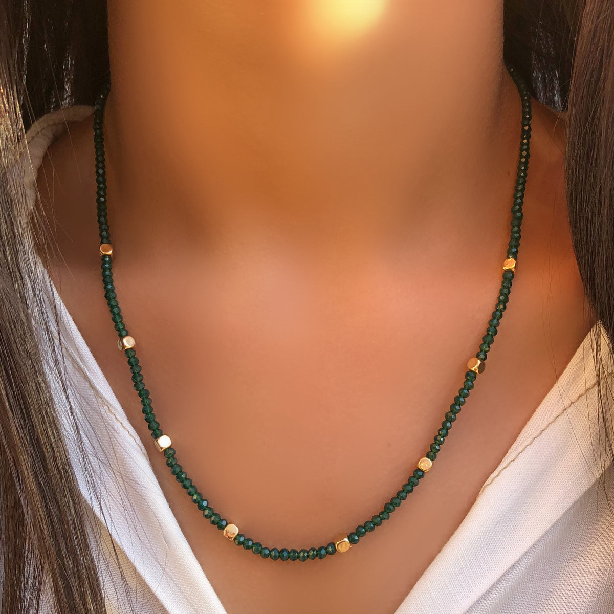 Colar Cristais Esmeralda Com Mini Cubos