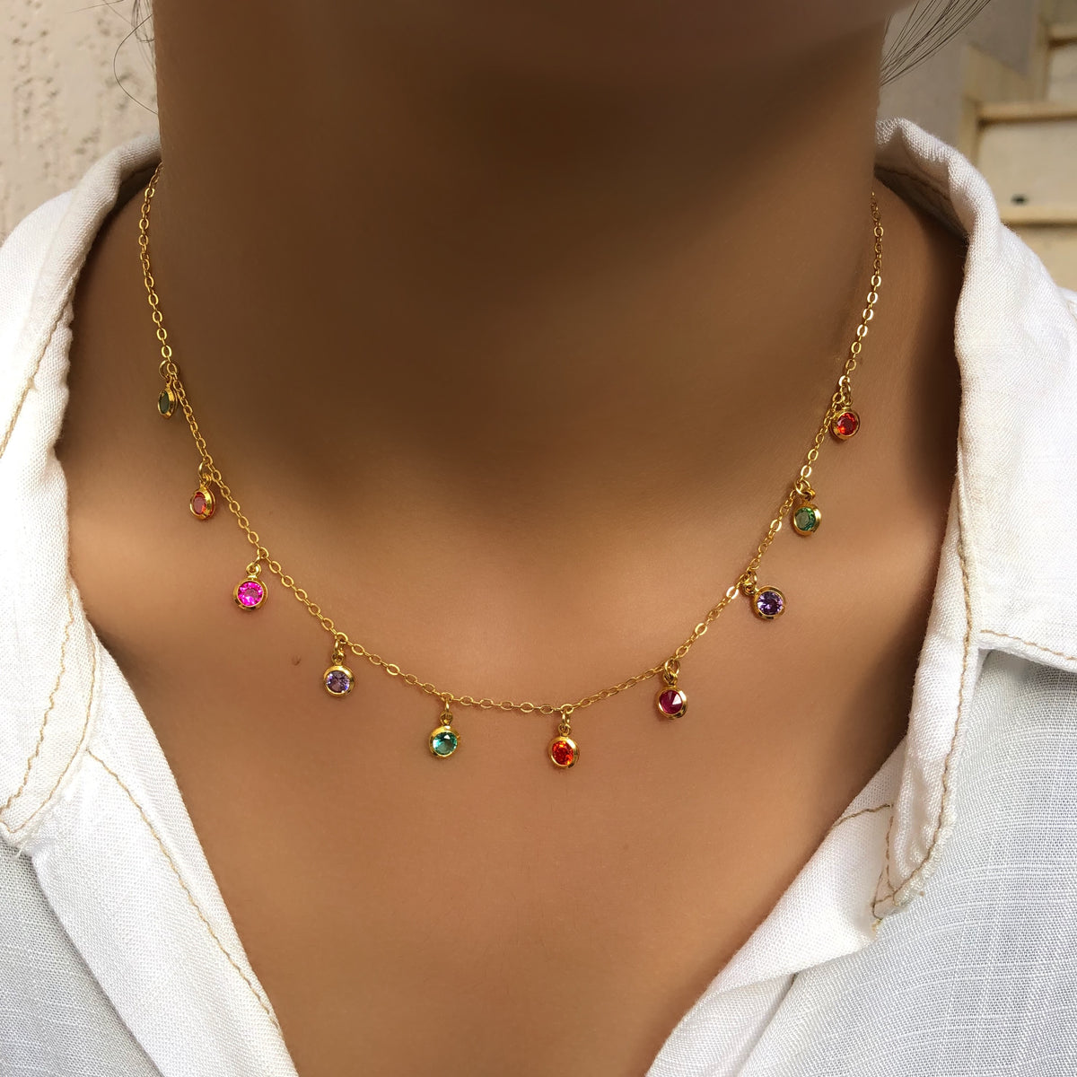 Colar Corrente Cadeado Com 10 Zircônias Coloridas 38cm