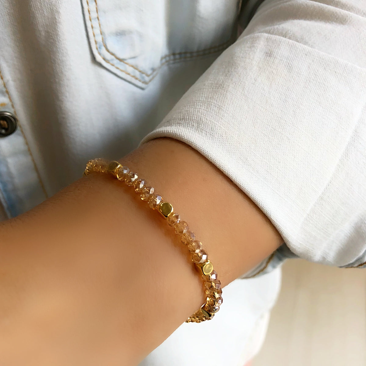 Pulseira Cristais Dourado Com Mini Cubos - Tiff Joias