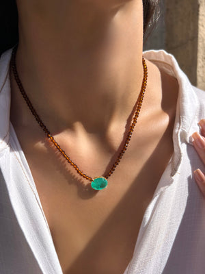 Colar Cristais Marrom Com Gota Oval Verde Paraíba