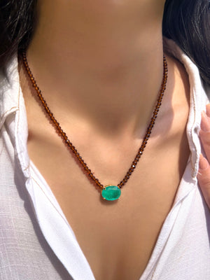 Colar Cristais Marrom Com Gota Oval Verde Paraíba