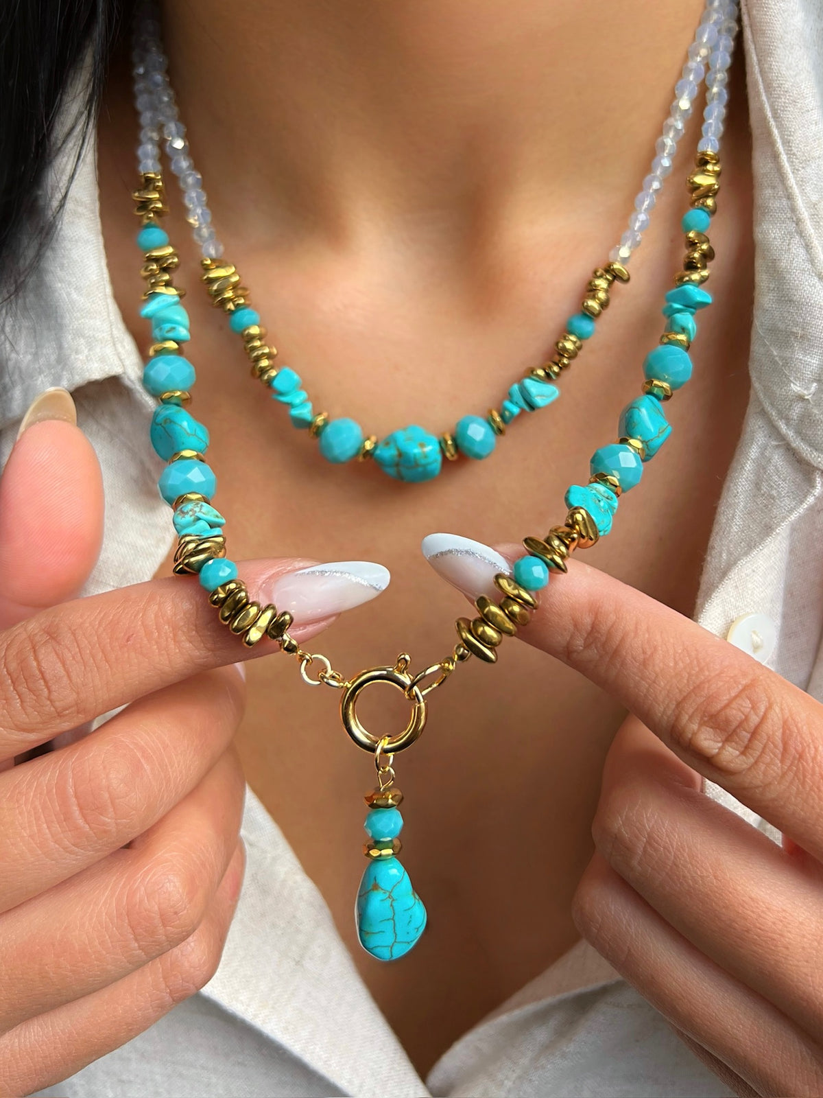 Mix De Dois Colares Pedras Naturais Turquesa Com Hematitas Banho Ouro
