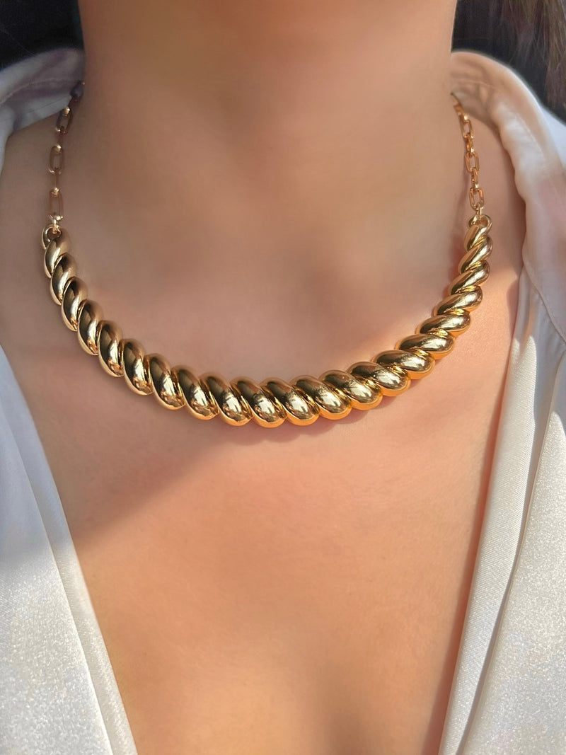 Arco Joice Volta Torcida Banho Ouro 18k