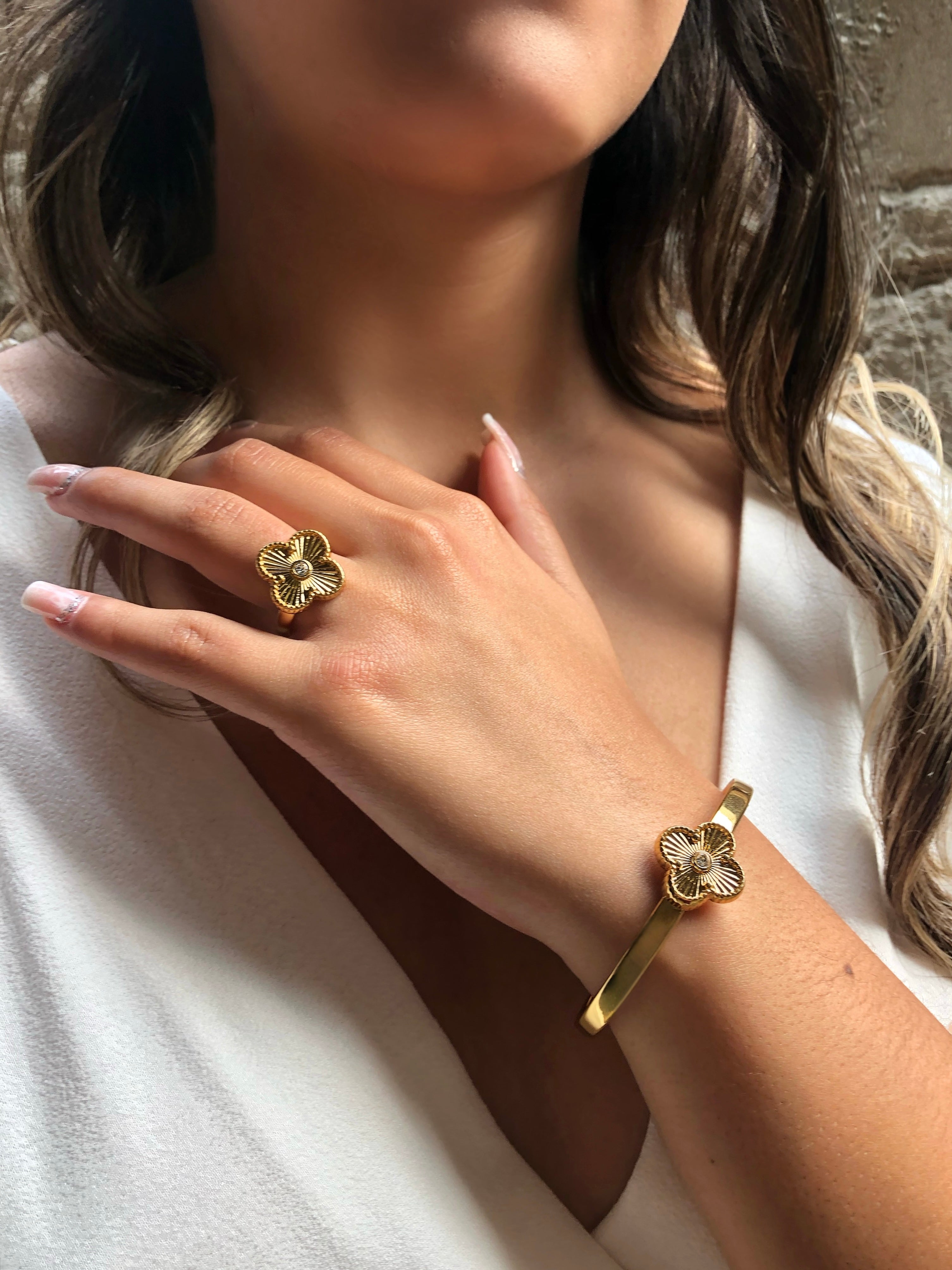Bracelete Trevo Banho Ouro 18k