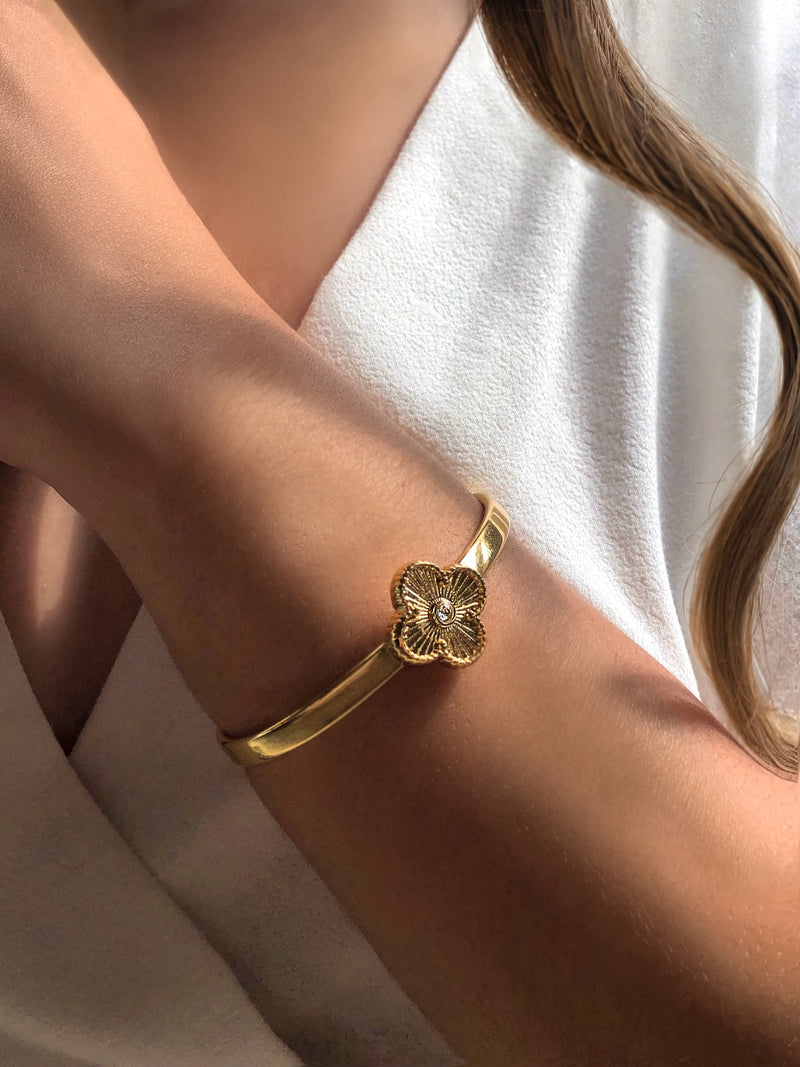 Bracelete Trevo Banho Ouro 18k