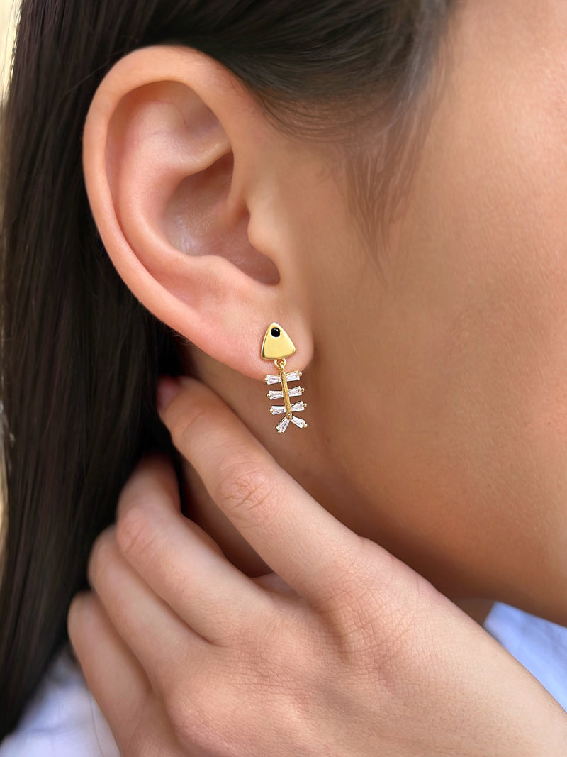 Brinco Peixe Sardinha E Zircônias