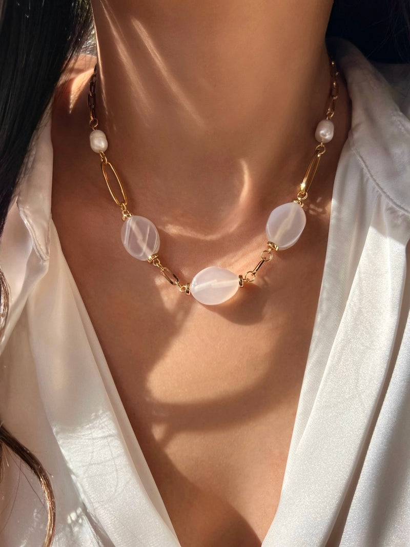 Colar Pedra Ágata Branca Curto 40cm