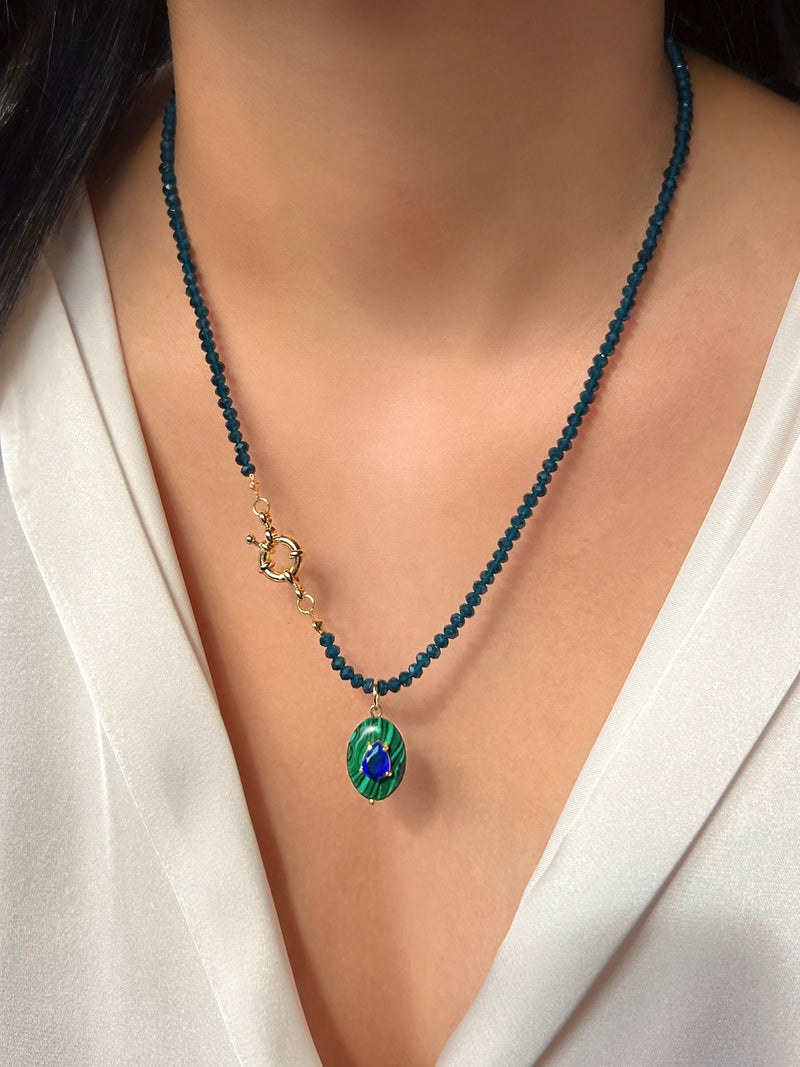 Colar Cristais Cor Montana E Pedra Malaquita