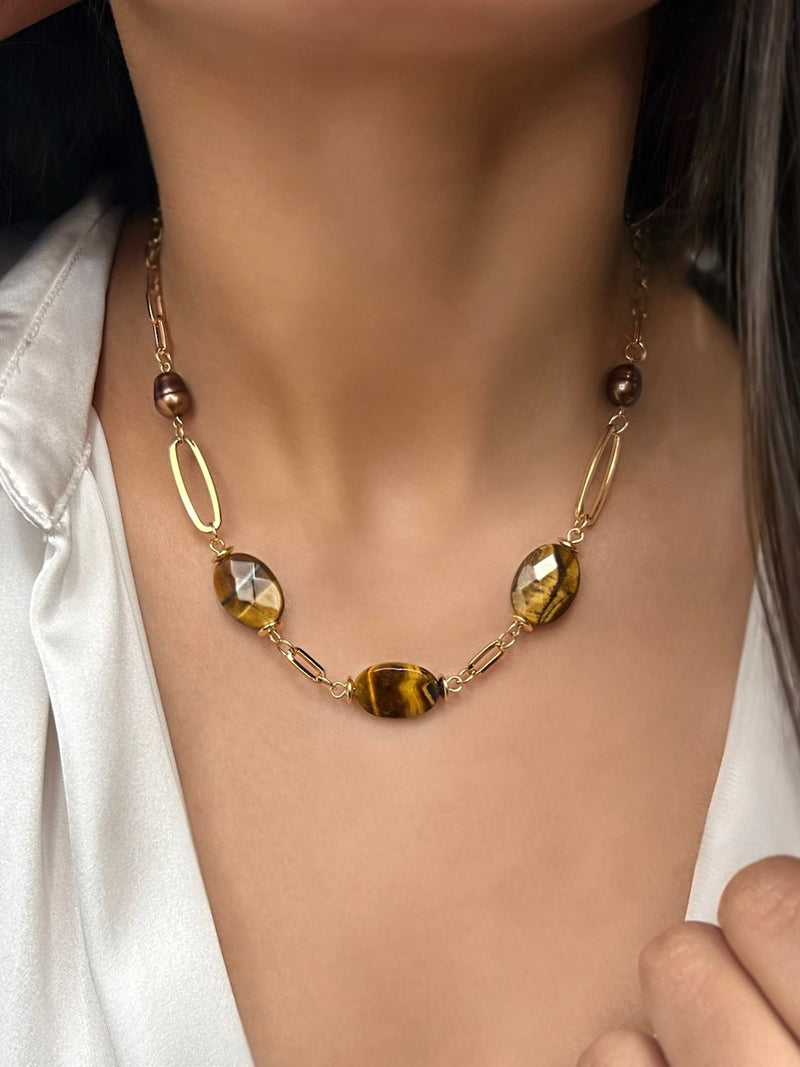 Colar Com Pedras Olho de Tigre Curto 40cm