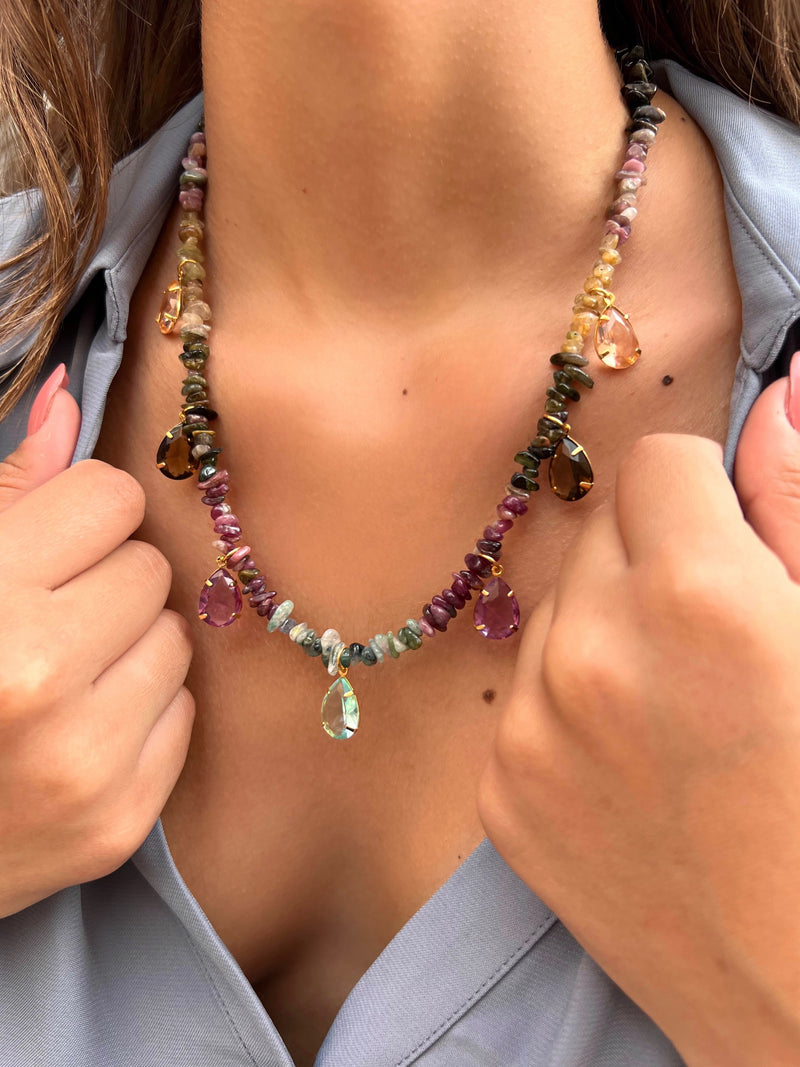 Colar Flora Cascalhos Turmalina E Gotas Coloridas 45cm