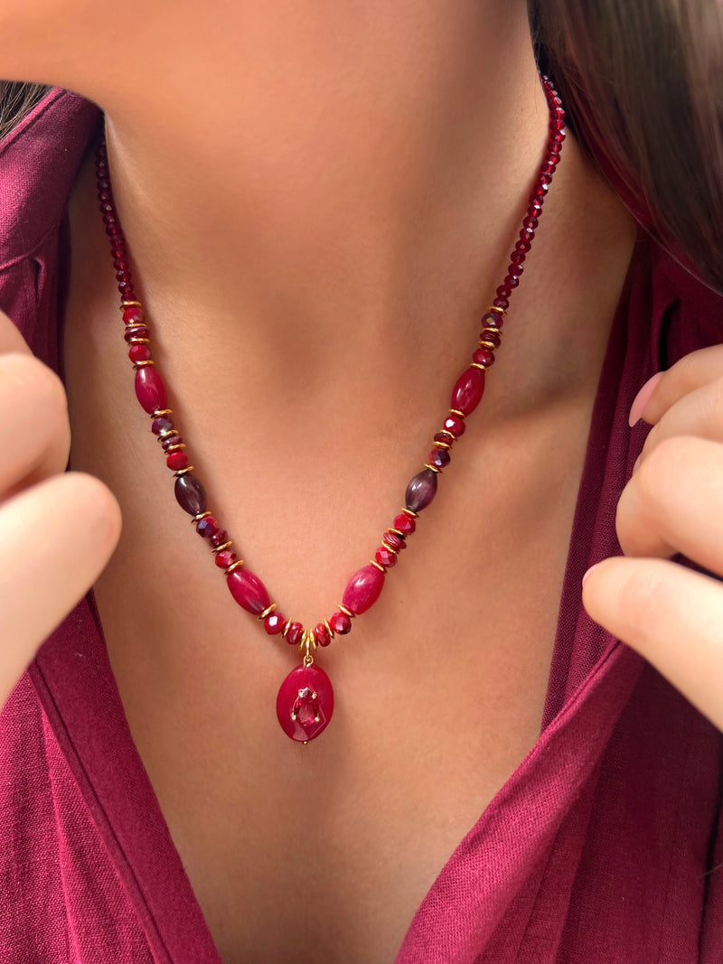 Colar Com Pedras Naturais Jade Rubi 50cm