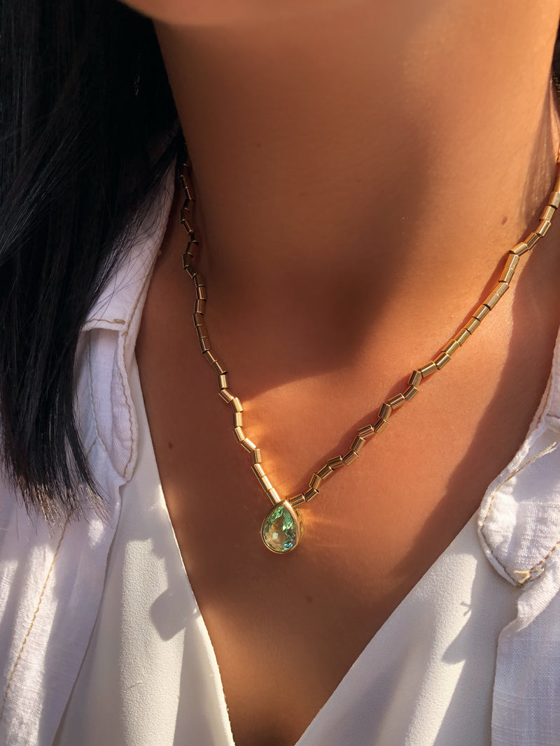 Colar Diana Com Gota Lapidada Cor Berilo 45cm