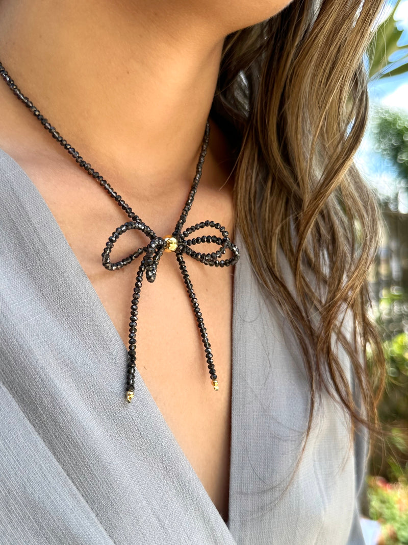 Colar Laço Grafite 45cm