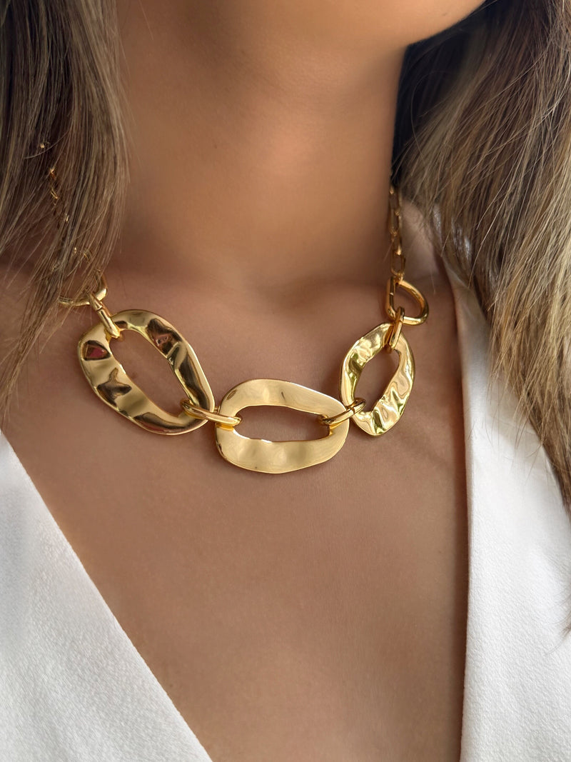 Colar Lívia Corrente E 3 Elos Orgânico 45cm