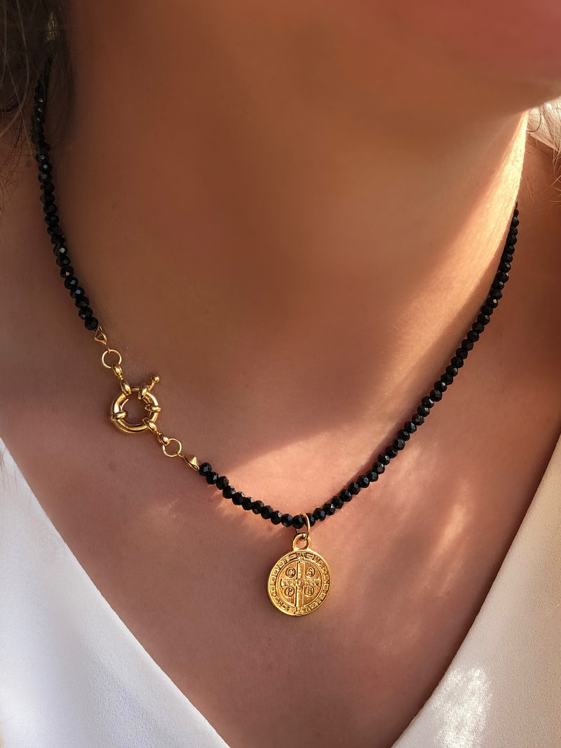 Colar Medalha São Bento Cristais Ônix 45cm