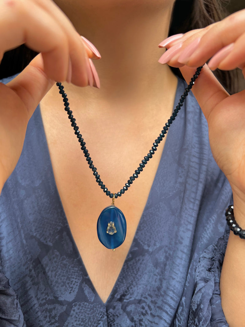 Colar Cristais Cor Montana E Pedra Natural Ágata Azul 70cm