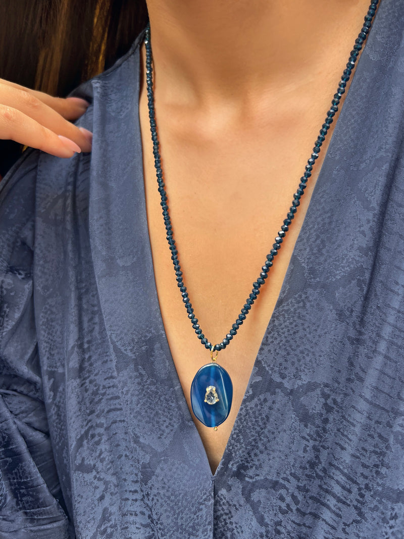 Colar Cristais Cor Montana E Pedra Natural Ágata Azul 70cm