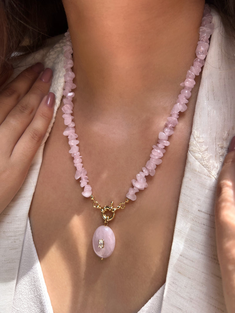 Colar Pedras Naturais Quartzo Rosa Elegante Banhado A Ouro 50cm
