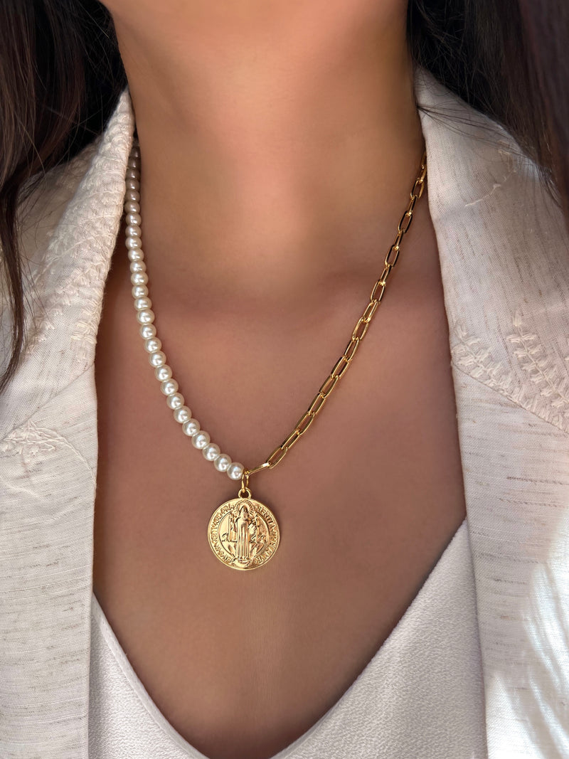 Colar São Bento Pérola Clássico Religioso Banhado A Ouro 42cm