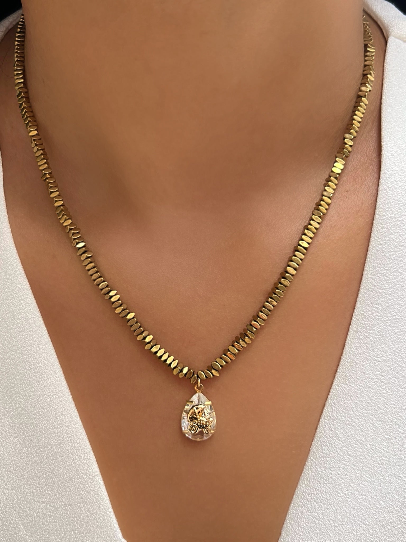 Colar Hematitas Banho Ouro Com Pin Cristal Personalizável 45cm