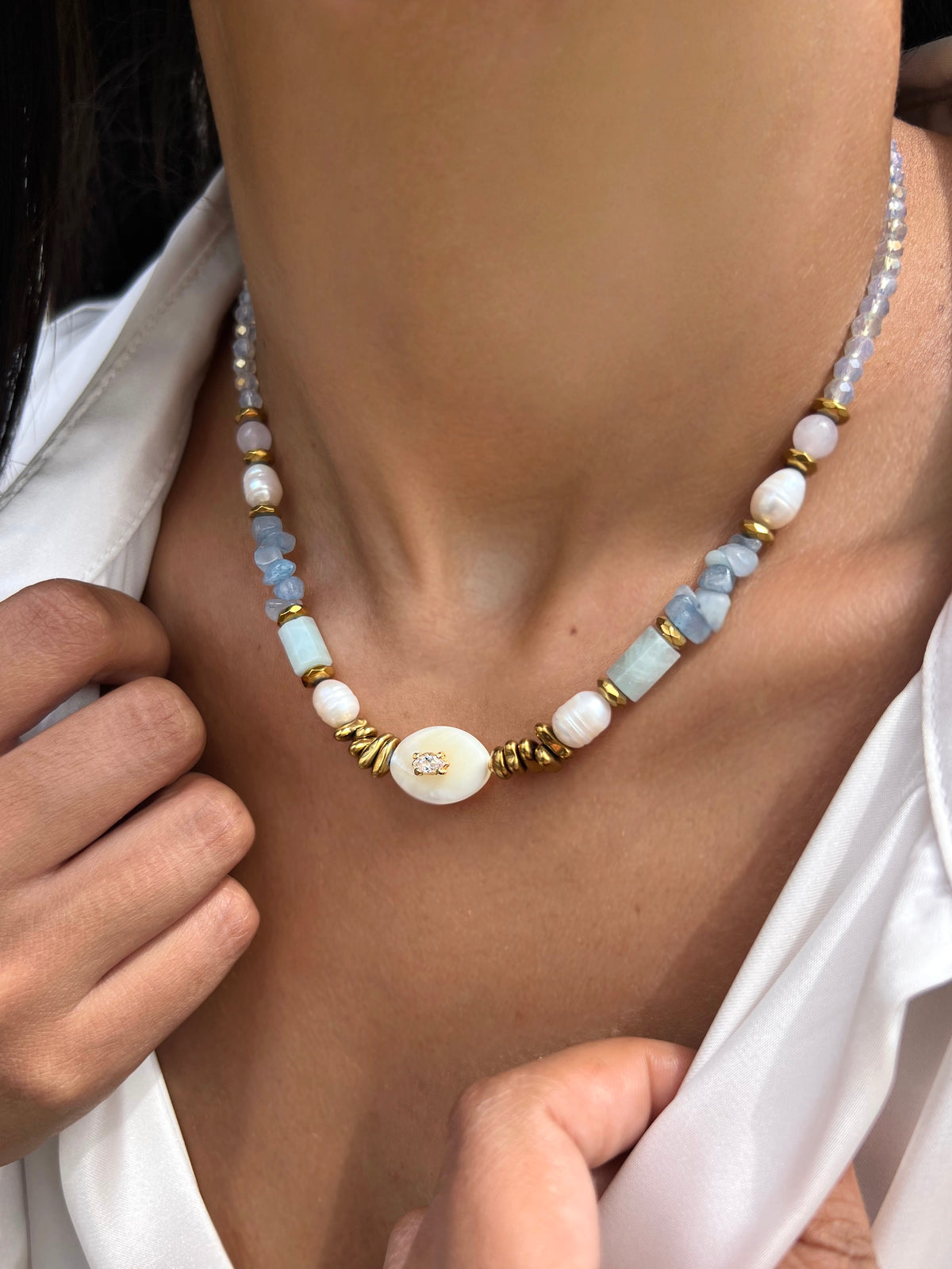 Colar Jade Azul e Madrepérola Com Hematitas 40cm