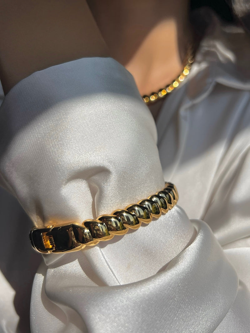 Bracelete Joice Volta Torcida 17cm