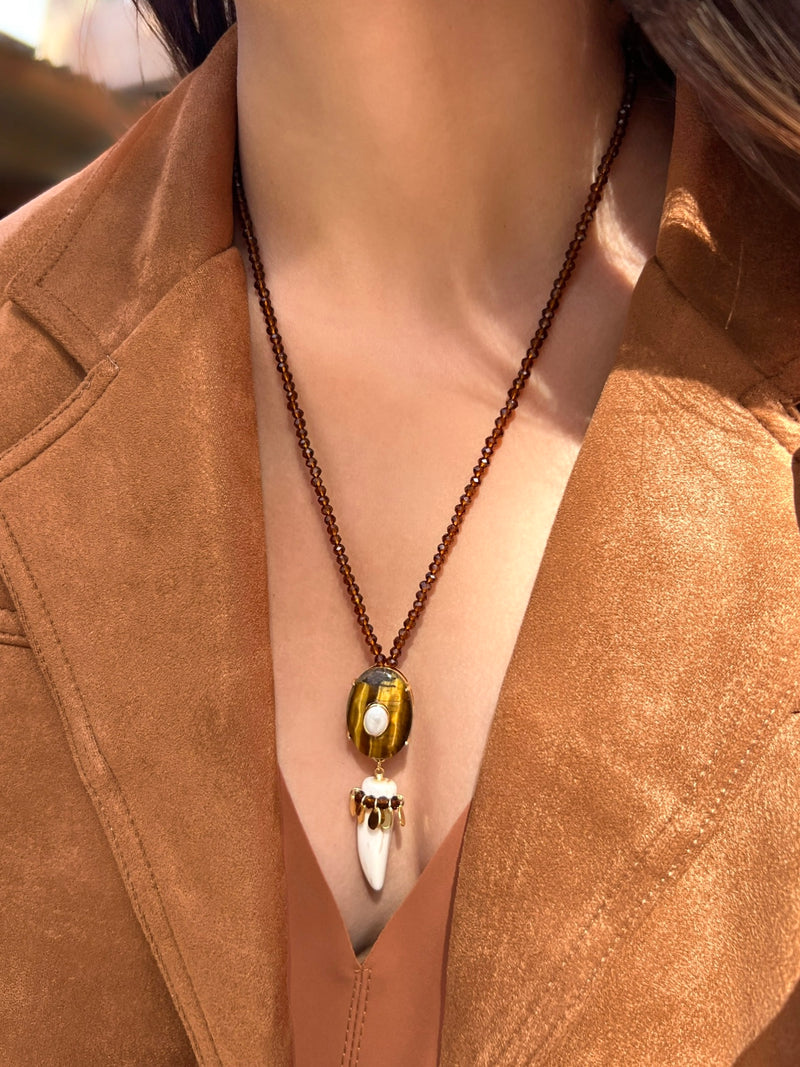 Colar Pedra Natural Olho De Tigre E Dente Howlita 55cm