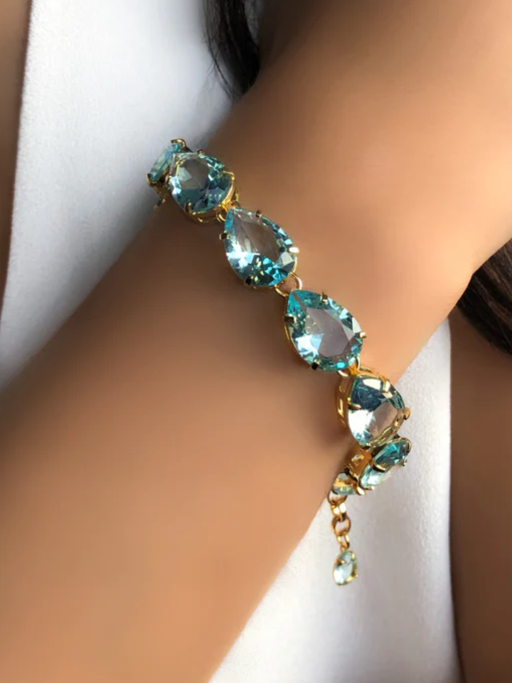 Pulseira Riviera Gotas Cristais Lapidados Cor Água Marinha E Fecho Bóia 18cm