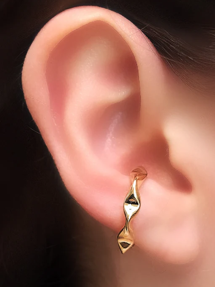 Piercing Fake Argola Martelada M Em Banho Ouro 18k
