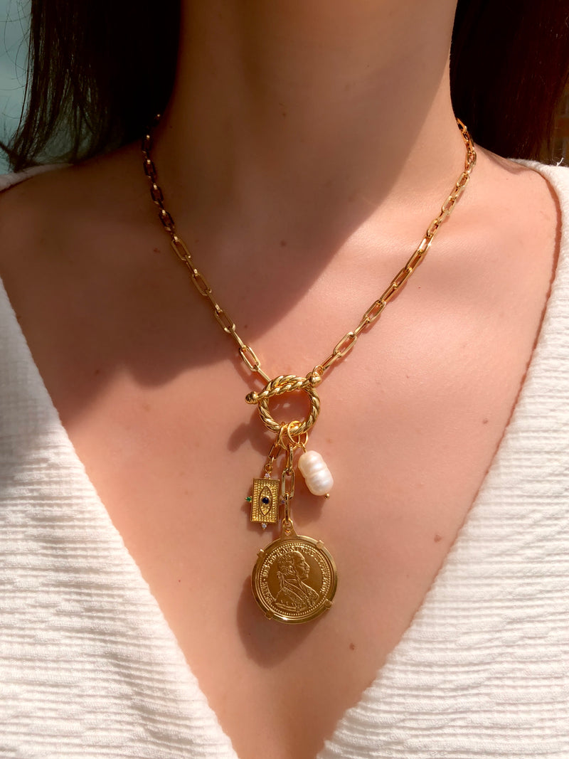 Gravata Corrente Elos Fina Fecho T Torcido E Pingentes 45cm