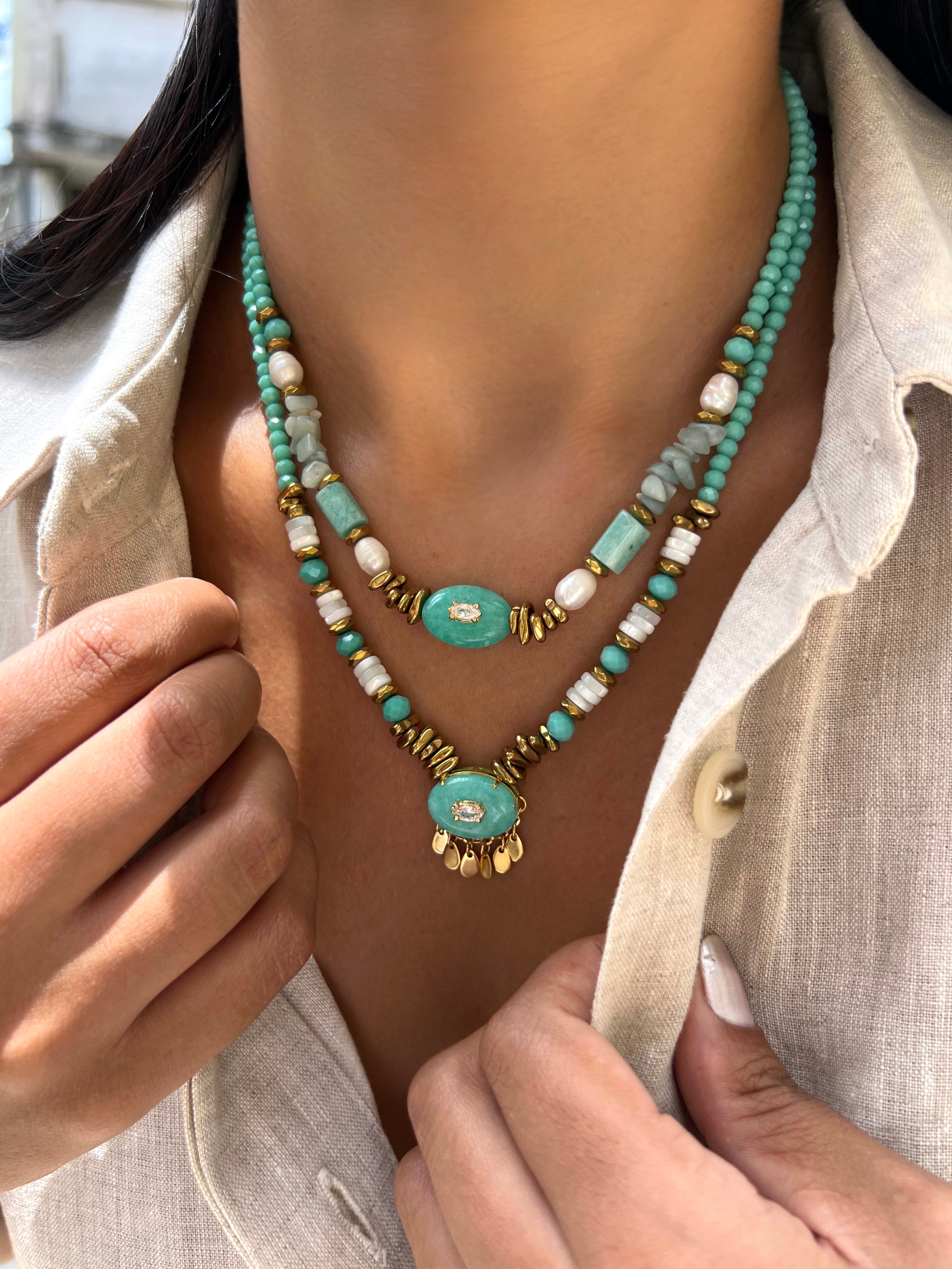 Mix De Dois Colares Pedra Amazonita e Cascalho Madrepérola Com Hematitas