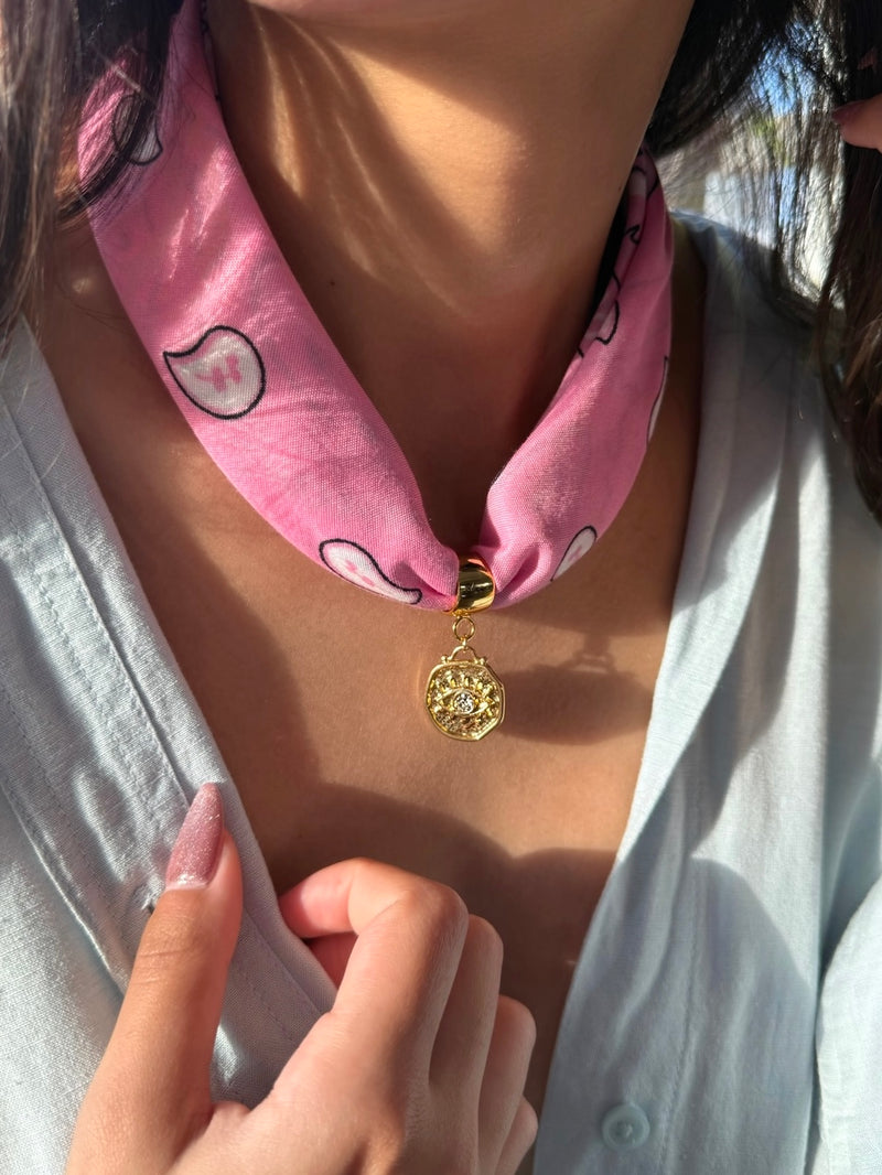 Colar Lenço Rosa Pingente Olho Grego