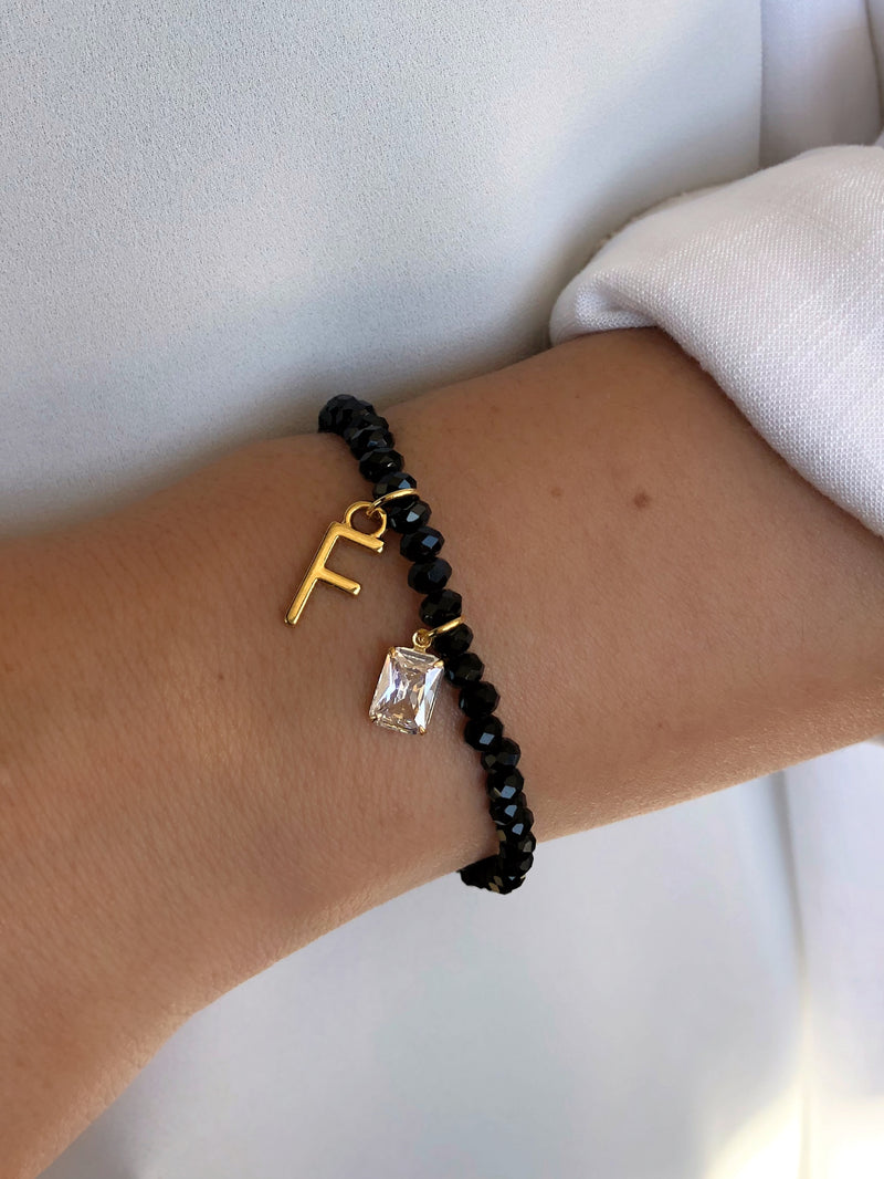 Pulseira De Cristais Lapidados Cor Ônix Personalizado Letra Média Com Baguete Zircônia
