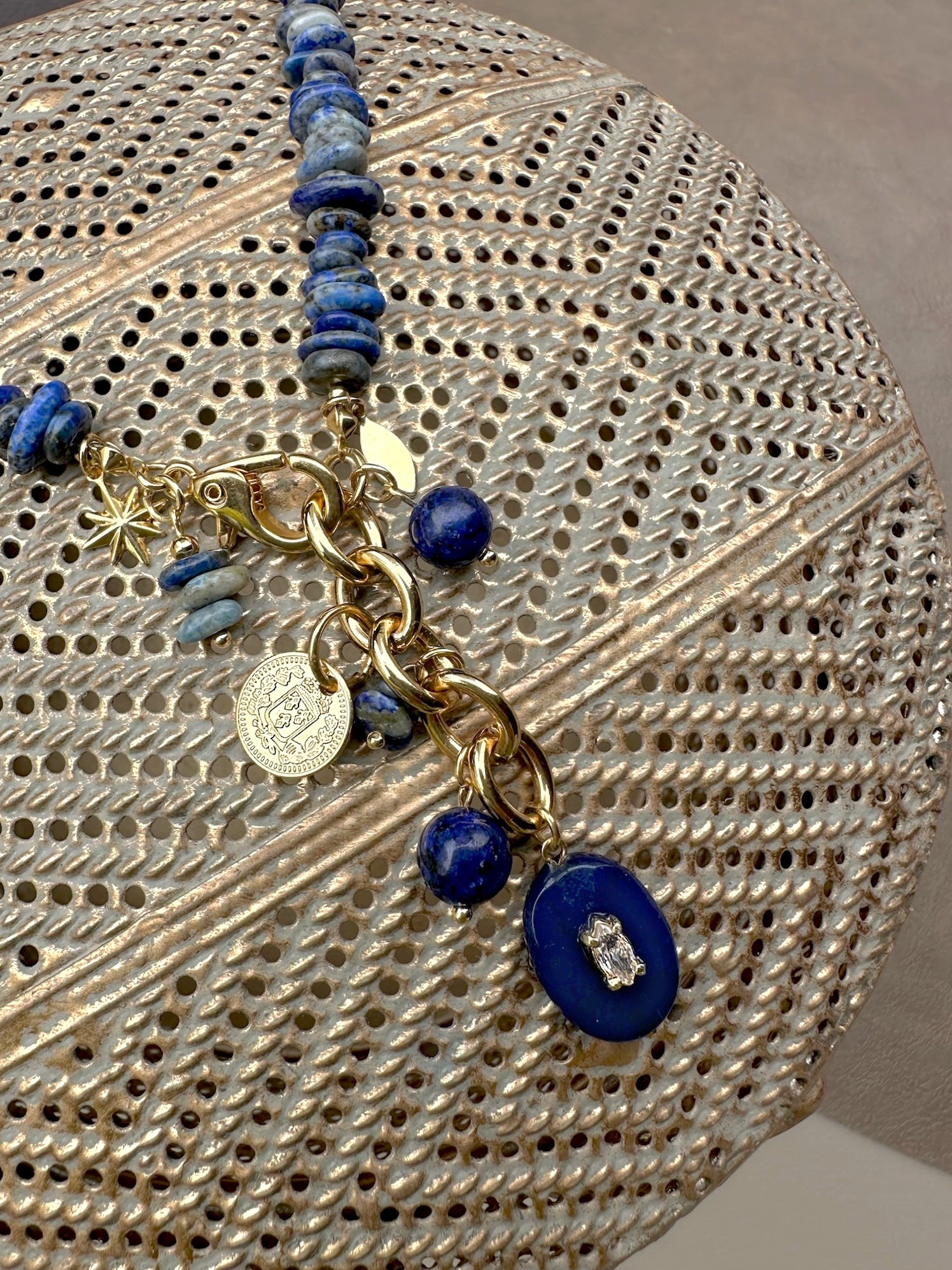 Colar Cascalho e Pedras Naturais Lapis Lazuli 50cm
