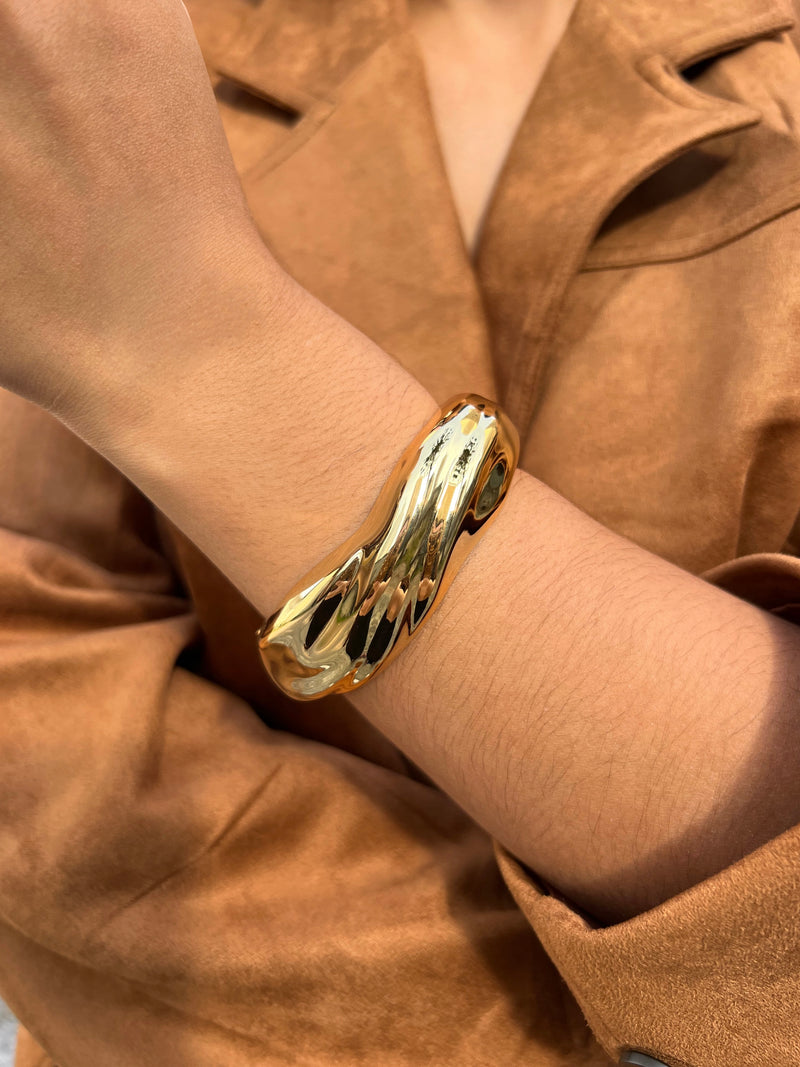 Bracelete Largo Ondulado Dourado