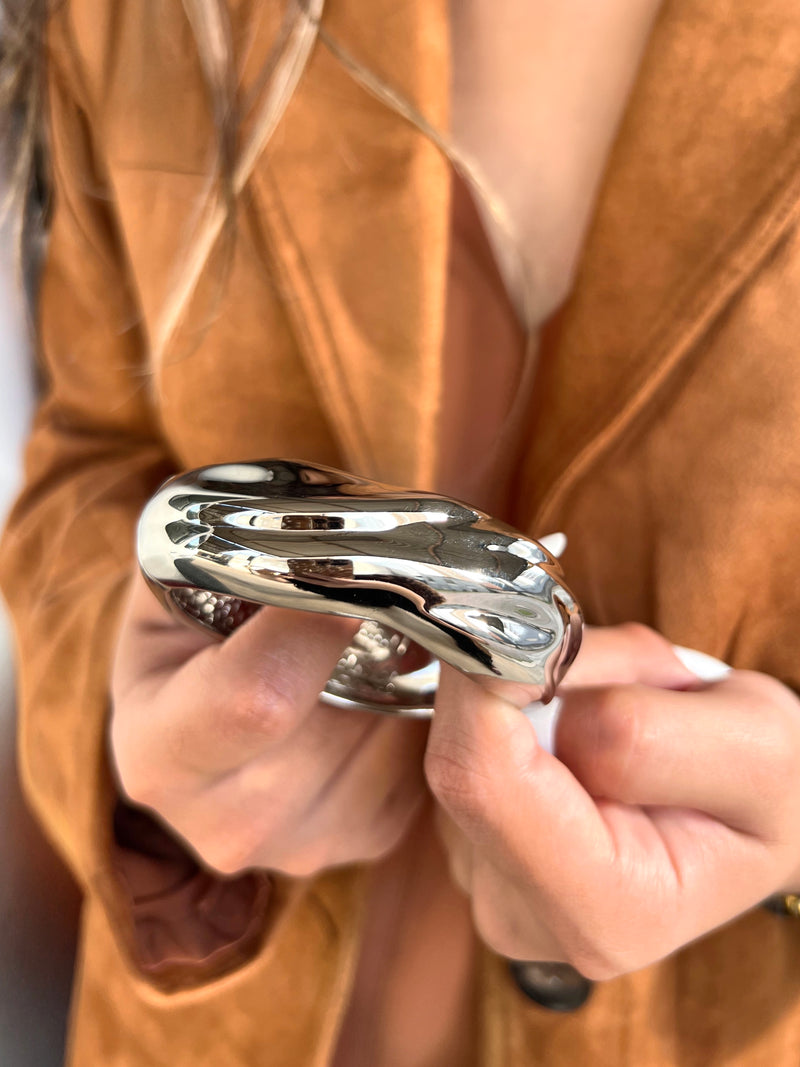 Bracelete Largo Ondulado Ródio Branco