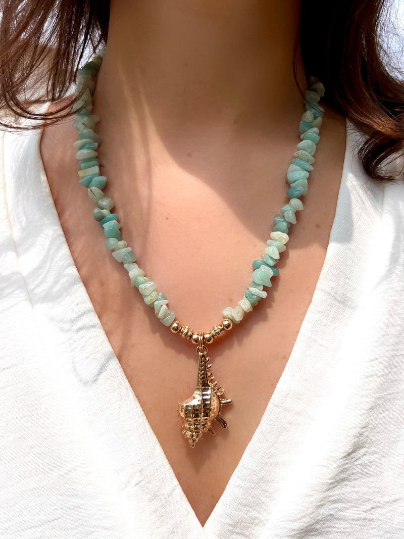 Colar Cascalho Amazonita Com Pingente Concha