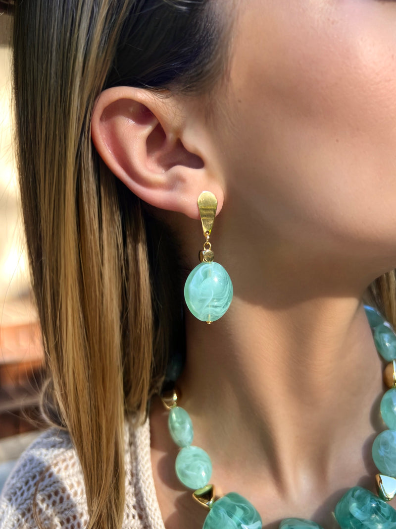 Brinco Pedras Acrílicas Cor Verde Caribe