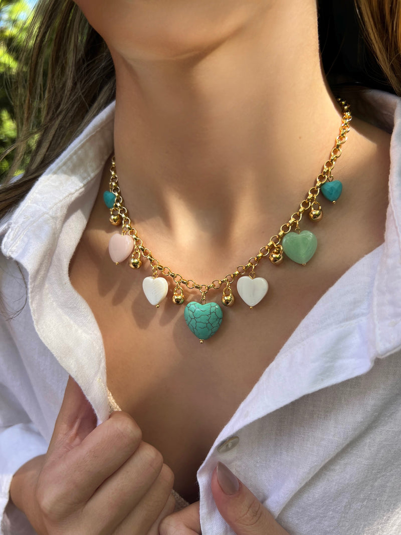 Colar Corrente Portuguesa Leve Com Corações Madrepérola E Pedra Turquesa Natural 45cm