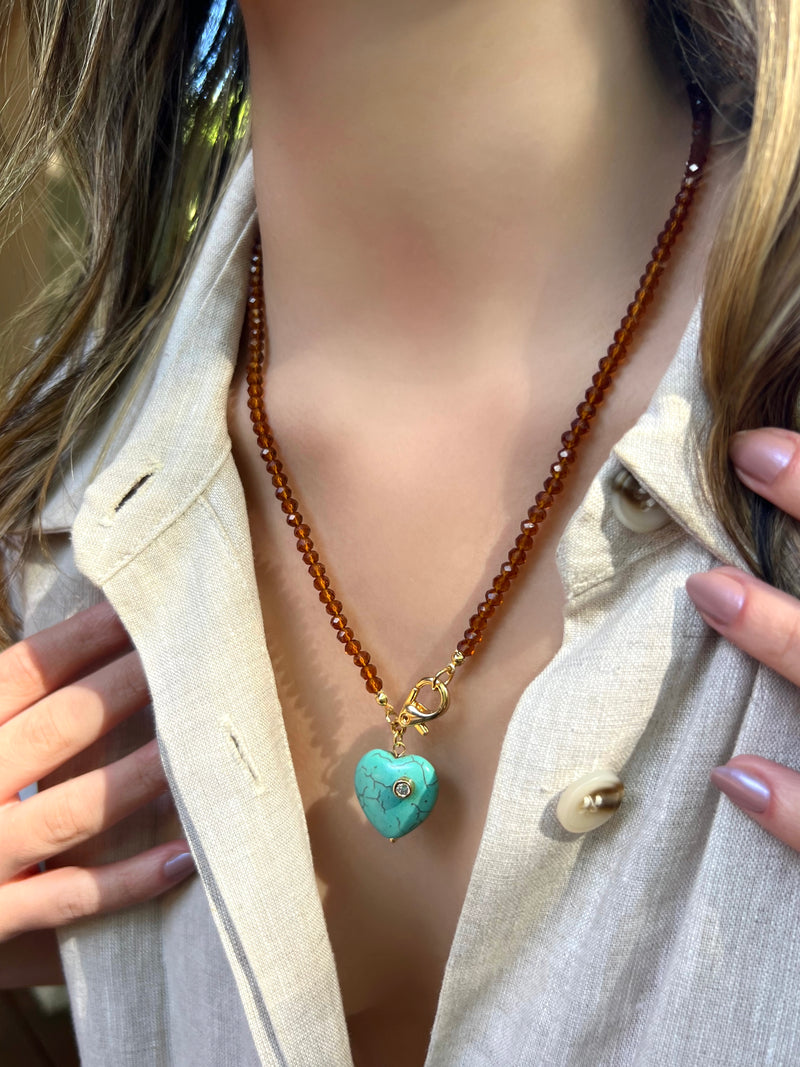 Colar Cristais Marrom Com Pedra Natural Turquesa Em Formato Coração 50cm